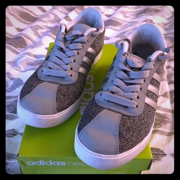 women's courtset sneaker